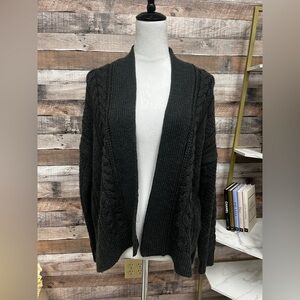 GAP Gray Chunky Cable Knit Cardigan